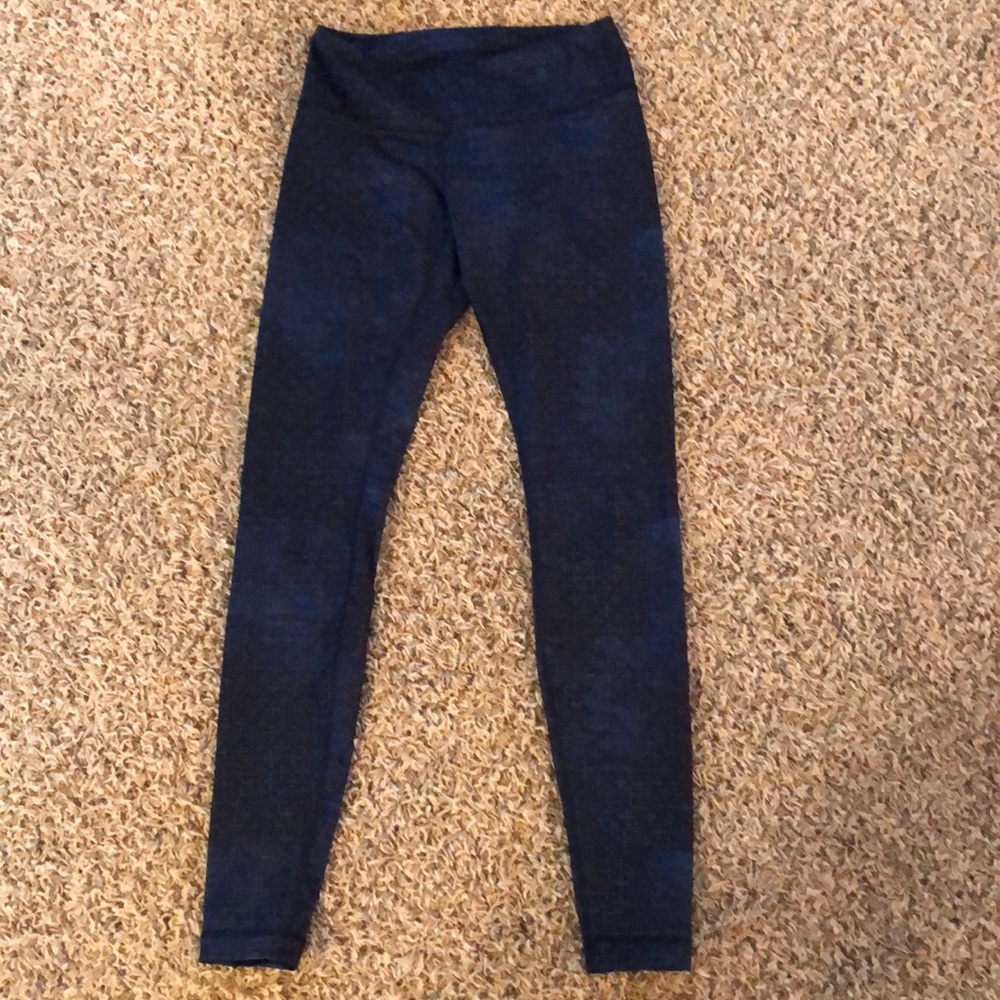Lululemon size 6 leggings